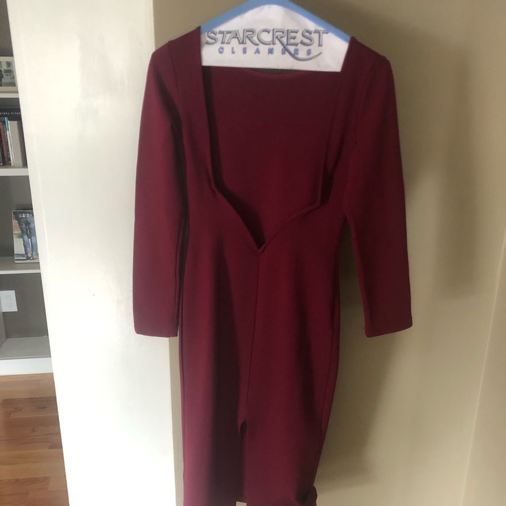 Lulu’s wine red backless V fitted midi dress - M
